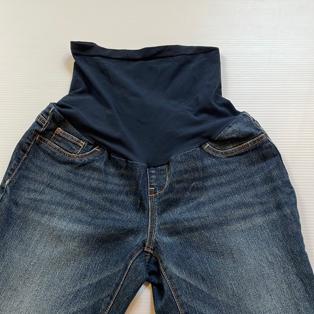 Indigo Blue Full panel, straight leg maternity jean. Size Small